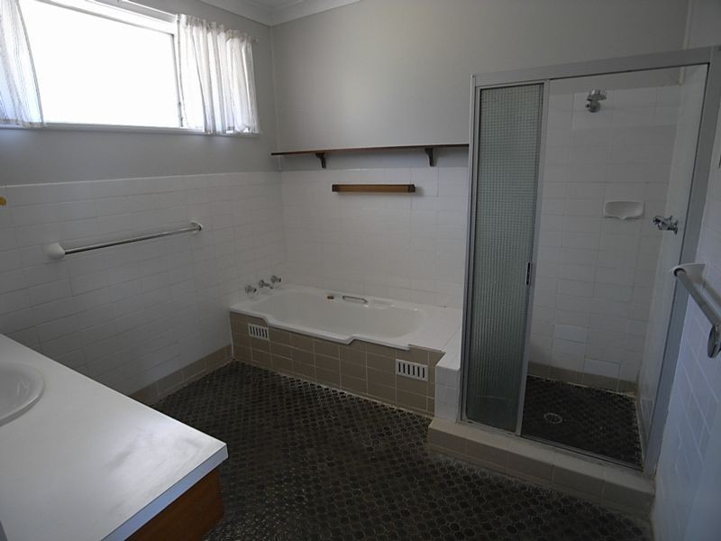 20 Humphries Street, Muswellbrook NSW 2333