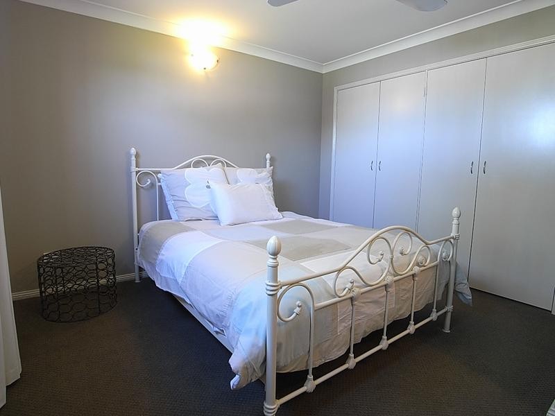 16 Hunter Street, Denman NSW 2328