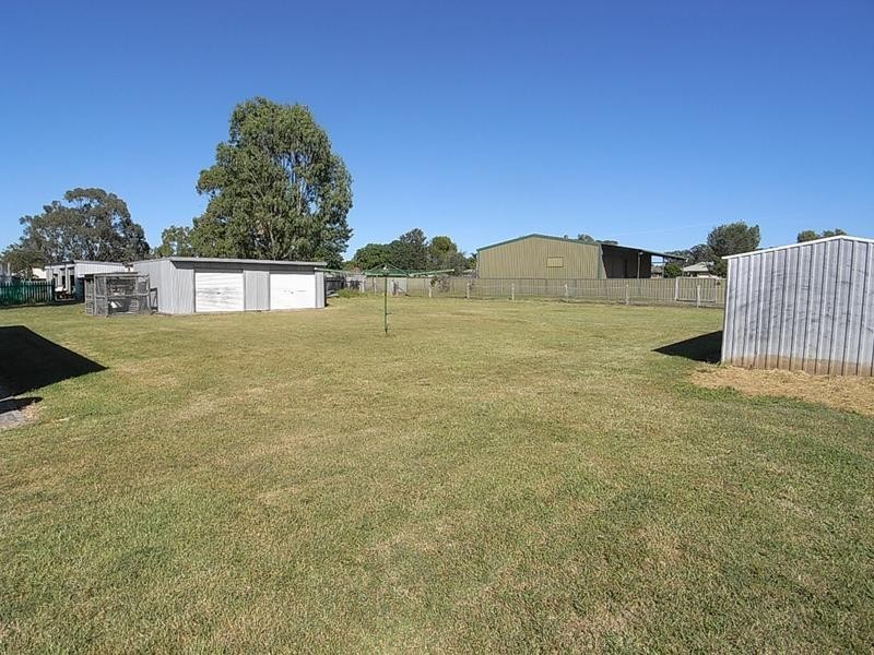 16 Hunter Street, Denman NSW 2328