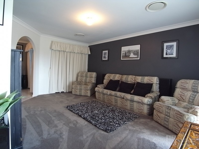 16 Lexia Street, Muswellbrook NSW 2333