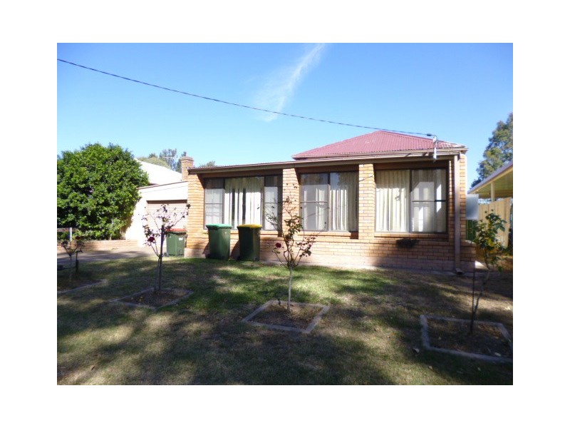 86 Ford Street, Muswellbrook NSW 2333