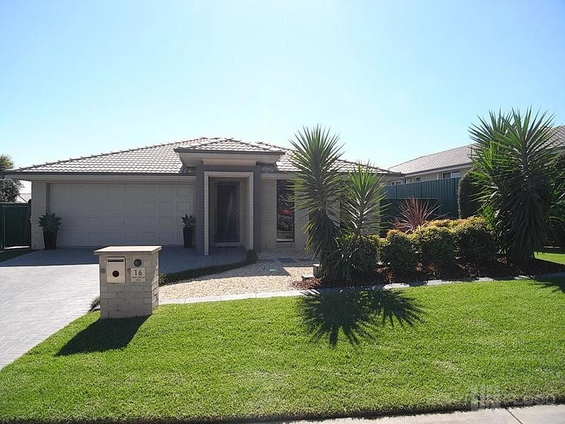 16 Henry Dangar Drive, Muswellbrook NSW 2333