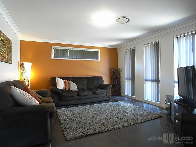 16 Henry Dangar Drive, Muswellbrook NSW 2333