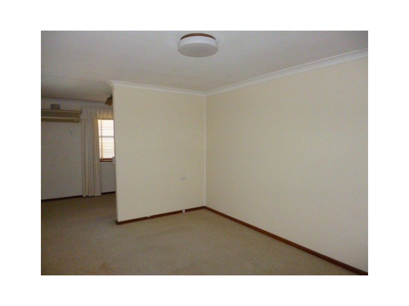 39 Skellatar Street, Muswellbrook NSW 2333