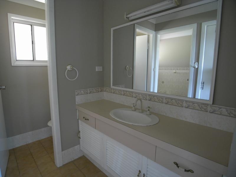 63 St Andrews Street, Aberdeen NSW 2336