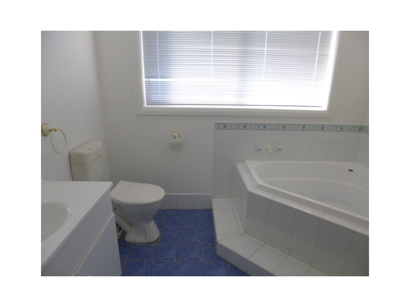 16 Wilson Street, Muswellbrook NSW 2333