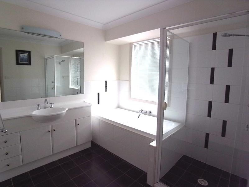 43 Wanaruah Circuit, Muswellbrook NSW 2333