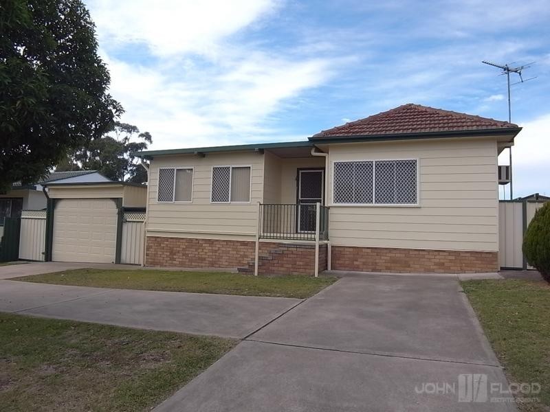 12 Adams Street, Muswellbrook NSW 2333