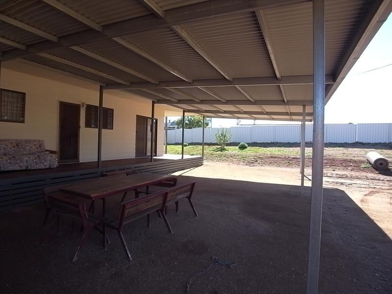 136-138 MacQueen Street, Aberdeen NSW 2336