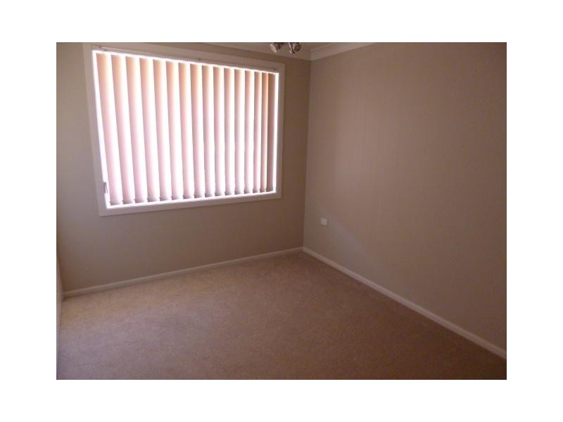 1/6 Hakea Drive, Muswellbrook NSW 2333