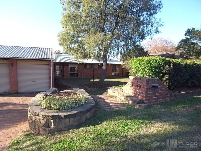 12 Eucalypt Avenue, Muswellbrook NSW 2333