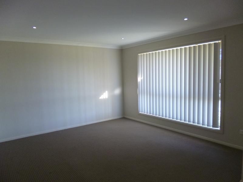 19 Dixon Cct, Muswellbrook NSW 2333