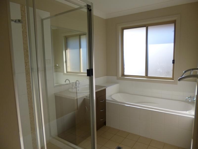 19 Dixon Cct, Muswellbrook NSW 2333