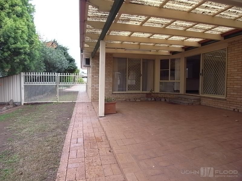 40 Claret Avenue, Muswellbrook NSW 2333