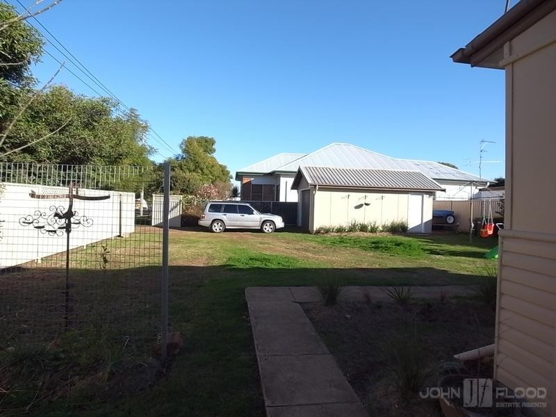 30 George Street, Muswellbrook NSW 2333