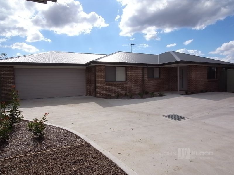 1 & 3/82 Palace Street, Denman NSW 2328