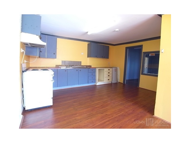 16 Mount Street, Aberdeen NSW 2336