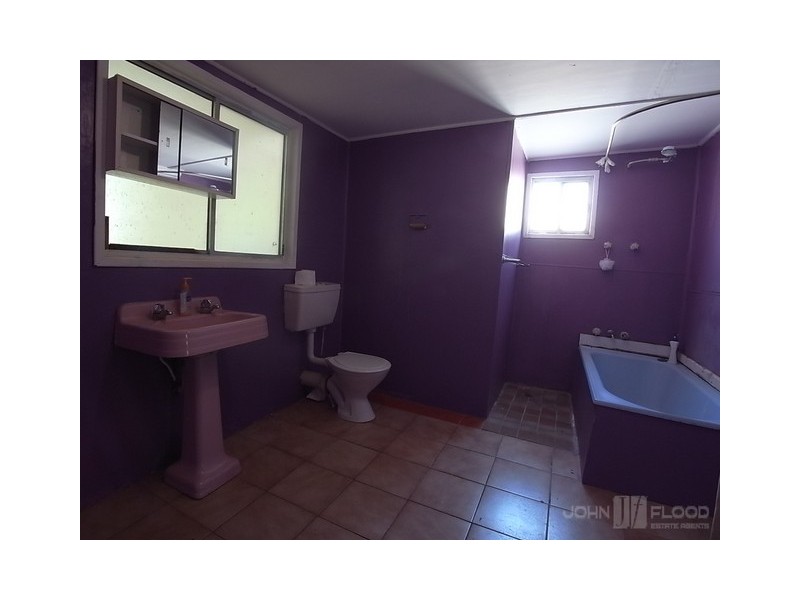 16 Mount Street, Aberdeen NSW 2336