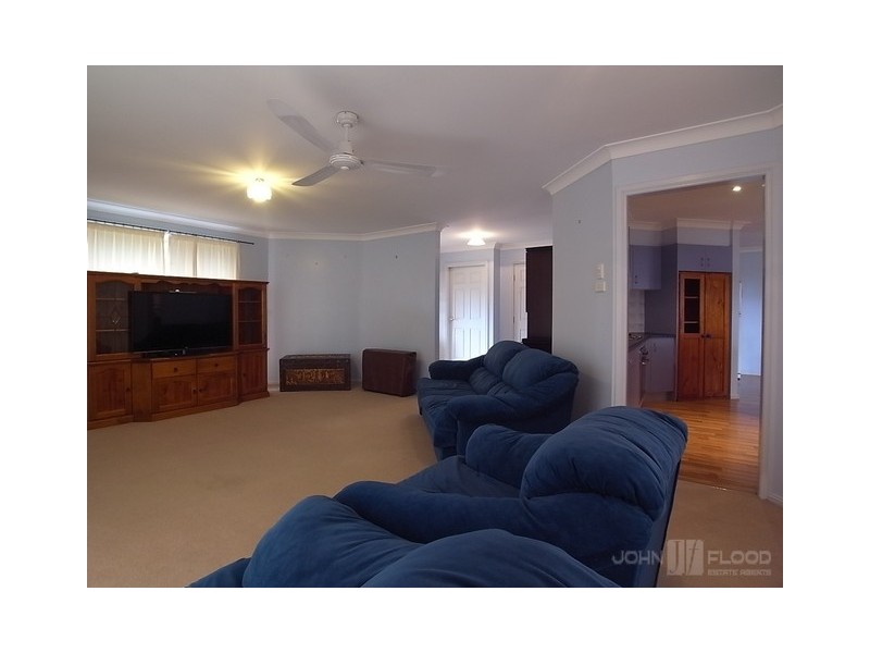 35 Mount Street, Aberdeen NSW 2336