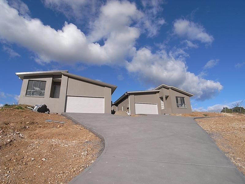 1/16 Chivers Circuit, Muswellbrook NSW 2333