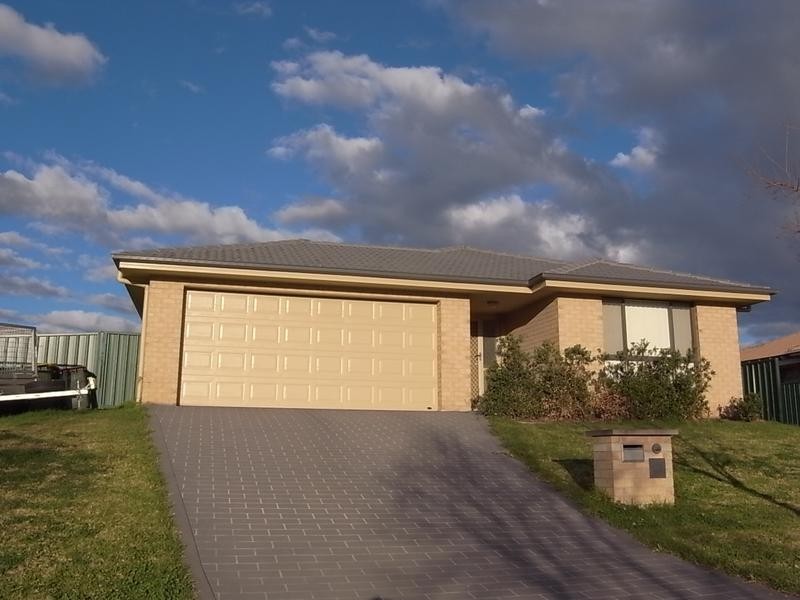 10 Mussel St, Muswellbrook NSW 2333