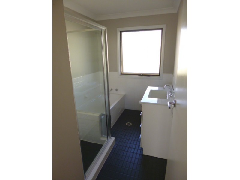 15a Turanville Ave, Muswellbrook NSW 2333