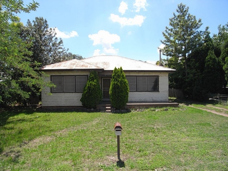 106 & 106a Maitland Street, Muswellbrook NSW 2333
