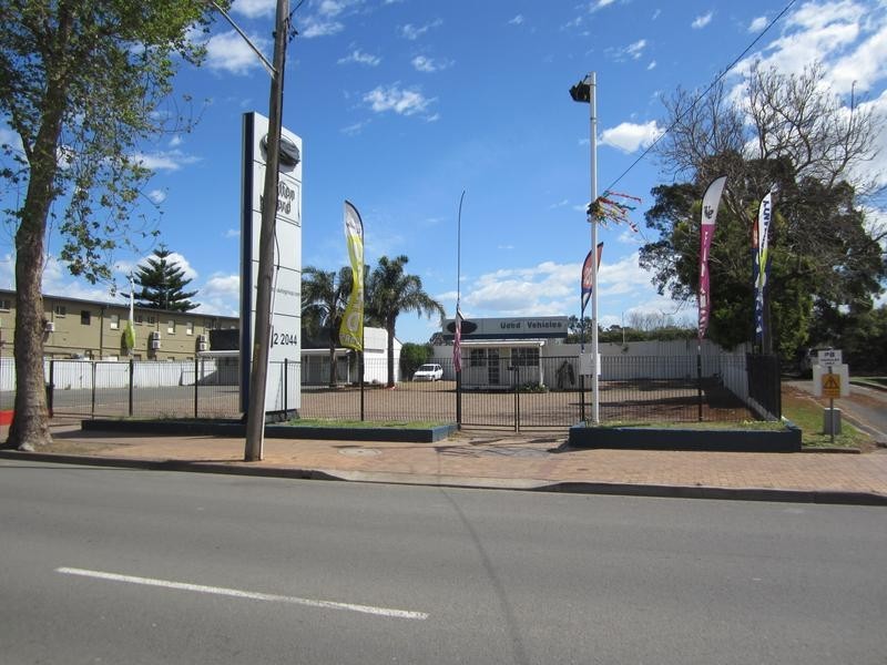 189-195 John Street, Singleton NSW 2330