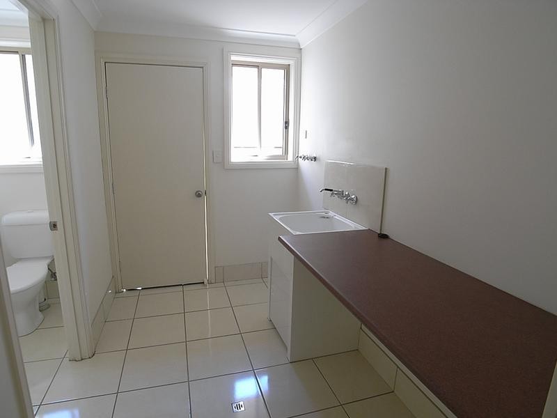 1/9 Lou Fisher Place, Muswellbrook NSW 2333