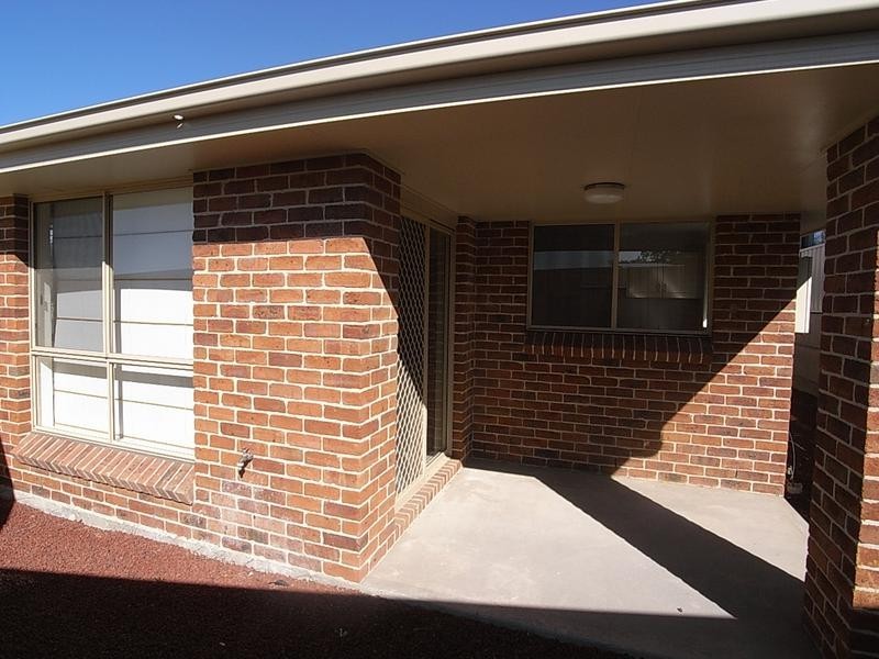 1/9 Lou Fisher Place, Muswellbrook NSW 2333