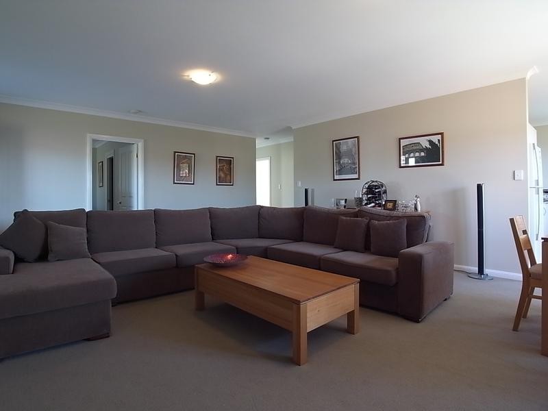 2/4 Silky Oak Close, Muswellbrook NSW 2333