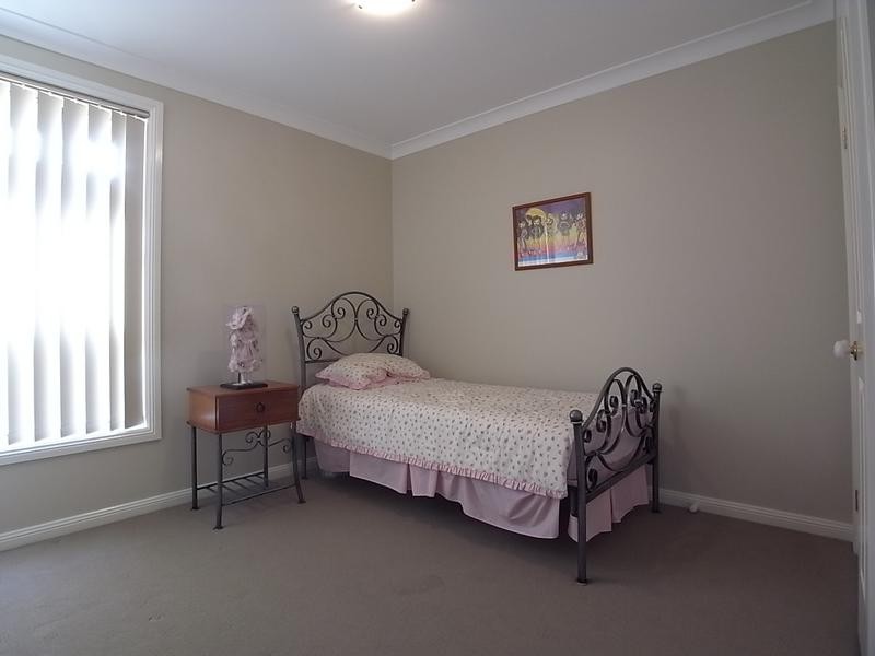 2/4 Silky Oak Close, Muswellbrook NSW 2333