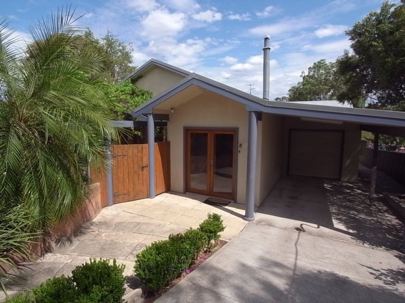 2 Hillview Avenue, Muswellbrook NSW 2333