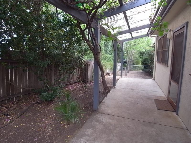 2 Hillview Avenue, Muswellbrook NSW 2333