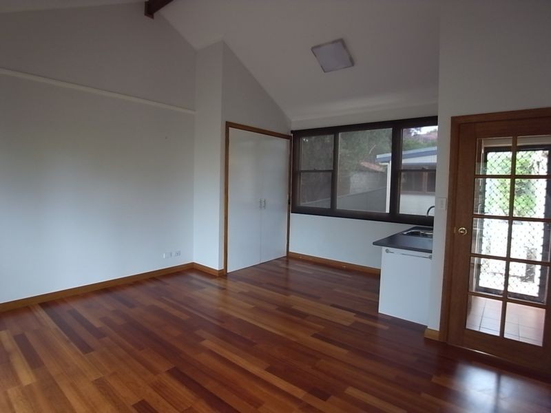 2 Hillview Avenue, Muswellbrook NSW 2333