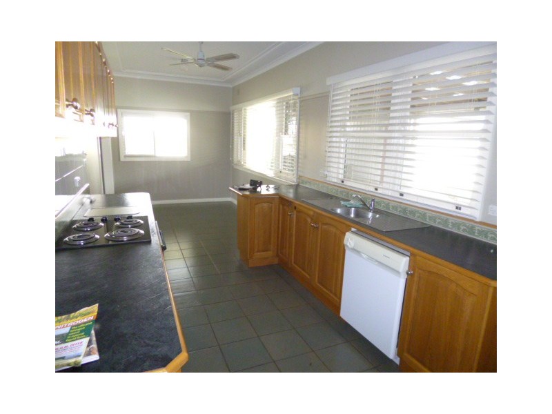 135 Maitland Str, Muswellbrook NSW 2333