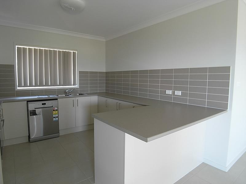 16a Chivers Cct, Muswellbrook NSW 2333