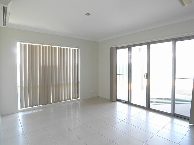 16a Chivers Cct, Muswellbrook NSW 2333