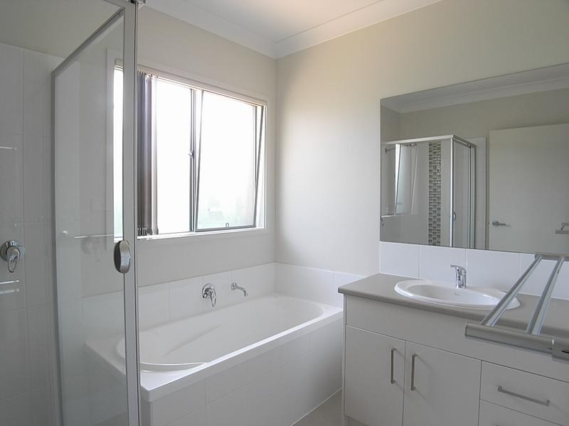 16a Chivers Cct, Muswellbrook NSW 2333