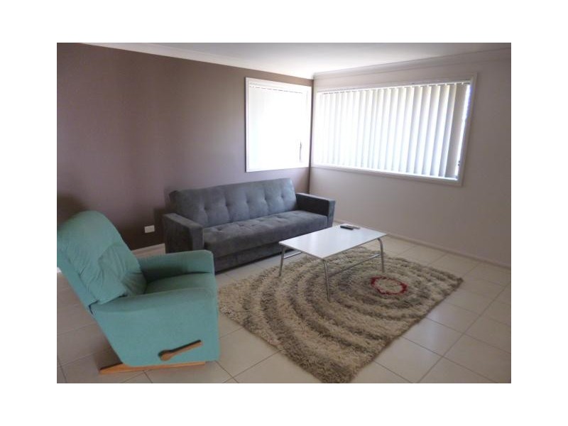 2/71 Osborne Avenue, Muswellbrook NSW 2333