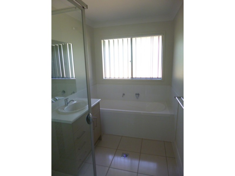 77 Henry Dangar Dr, Muswellbrook NSW 2333