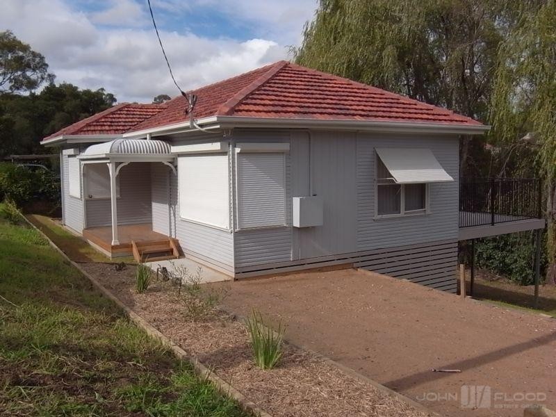 11 Carl Ln, Muswellbrook NSW 2333