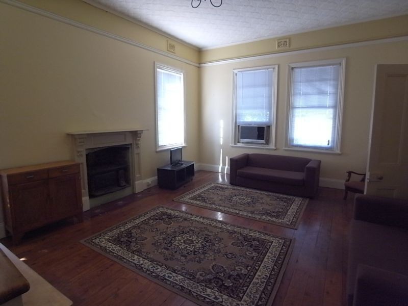 208 Bridge Street, Muswellbrook NSW 2333