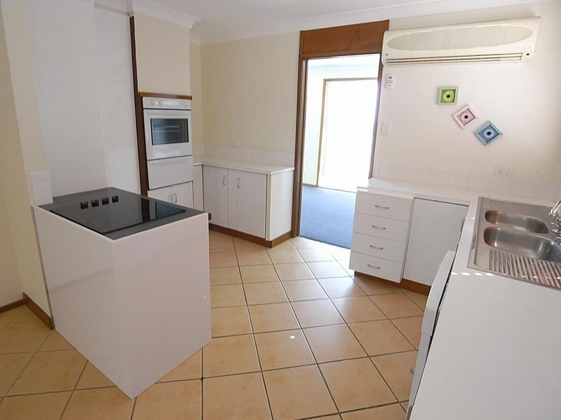 122 St Andrews Street, Aberdeen NSW 2336