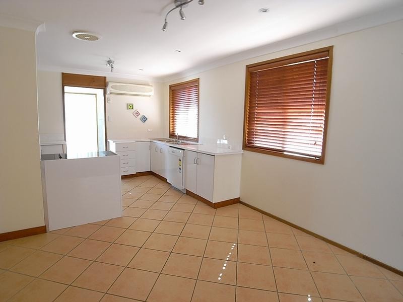 122 St Andrews Street, Aberdeen NSW 2336