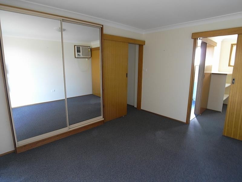 122 St Andrews Street, Aberdeen NSW 2336