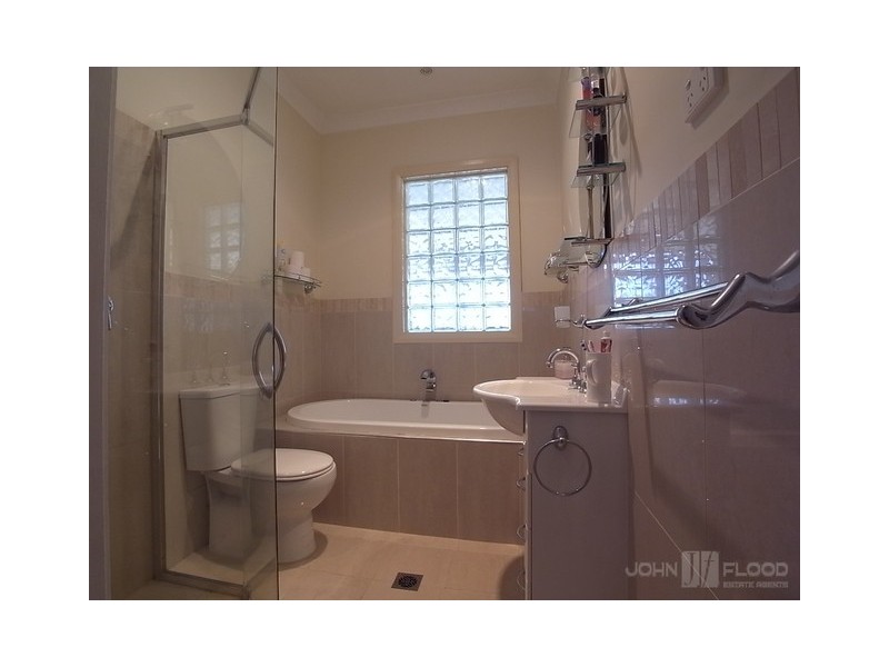 8 Manning Street, Muswellbrook NSW 2333