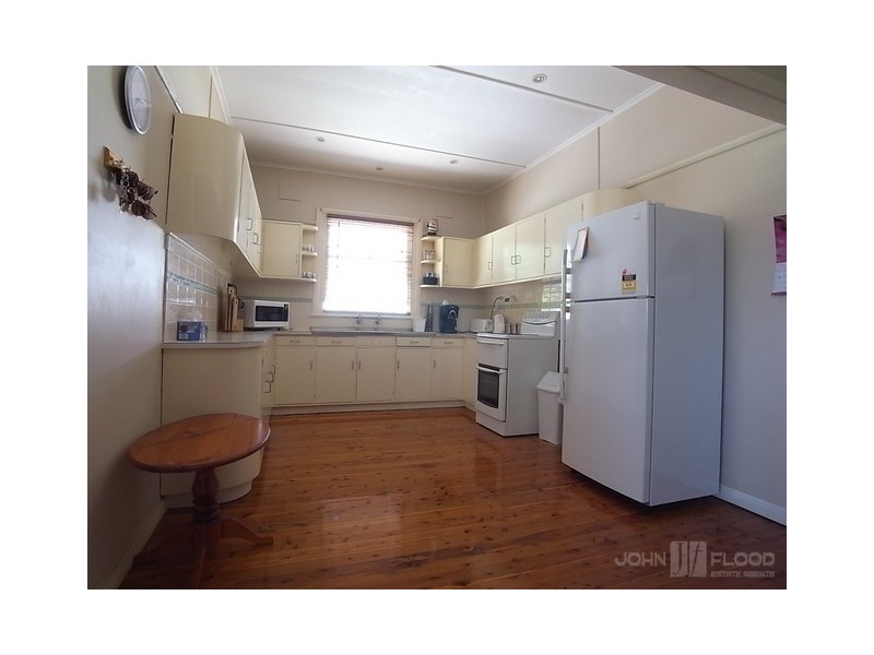 8 Manning Street, Muswellbrook NSW 2333