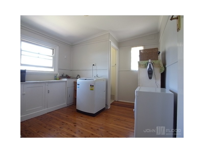 8 Manning Street, Muswellbrook NSW 2333