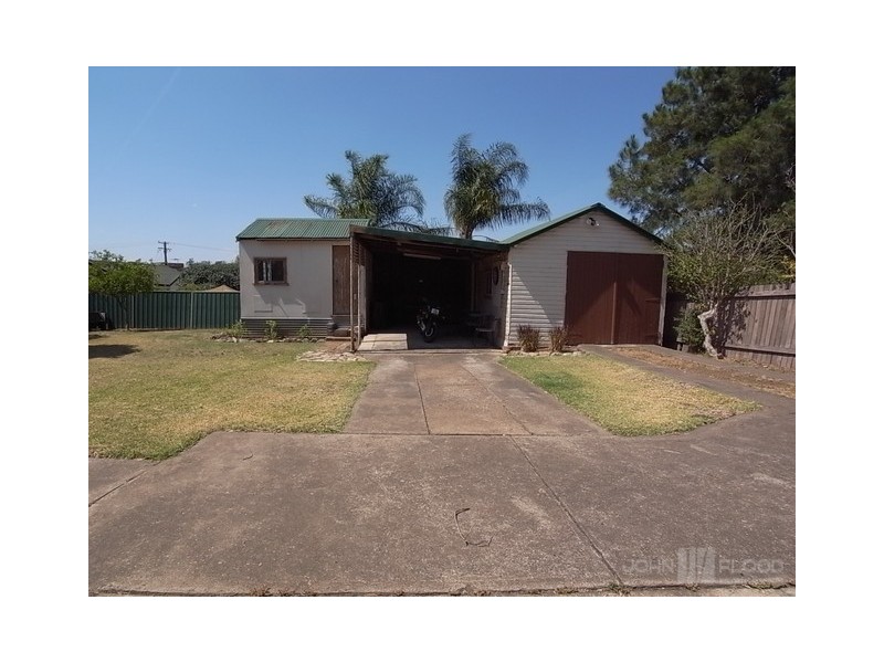 8 Manning Street, Muswellbrook NSW 2333